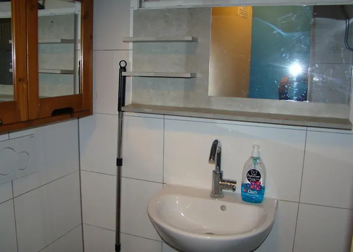 Amsterhouse Πανσιόν *